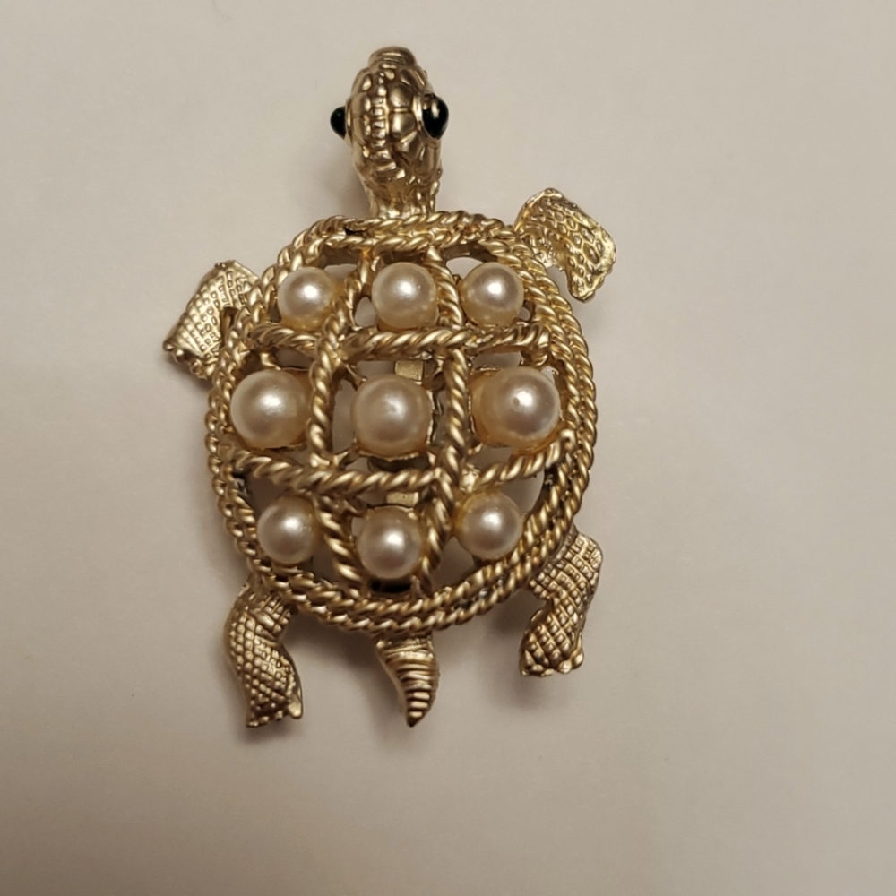 Golden and Pearl Turtle Brooch